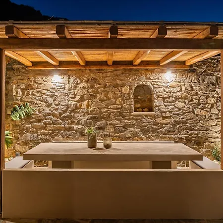 Villa Luxury Delphinus - Allparos *