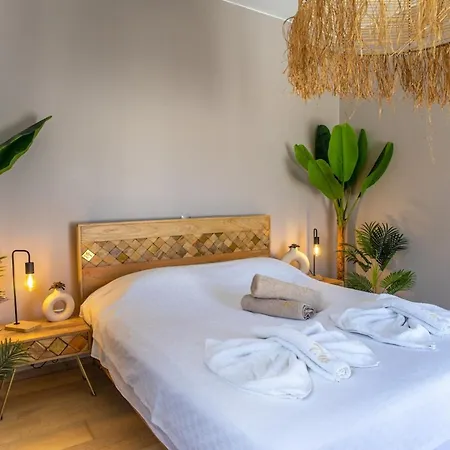 Villa Luxury Delphinus - Allparos *