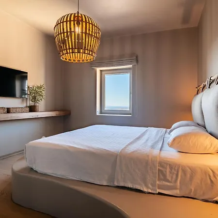 Villa Luxury Delphinus - Allparos *